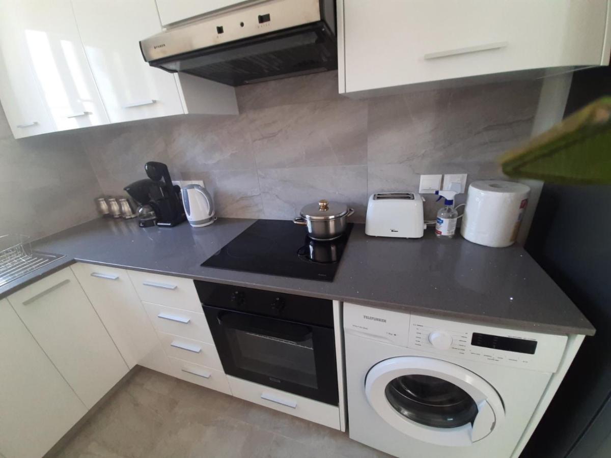 Kato Paphos 1BR near Paphos Harbour/Beach/Sea Exterior foto